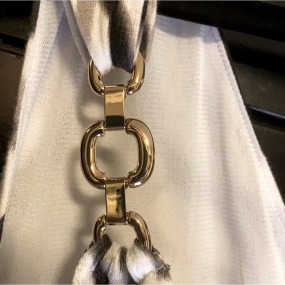 Jennifer Lopez Into the Wild Moody Zebra Maxi - Picture 4 of 12